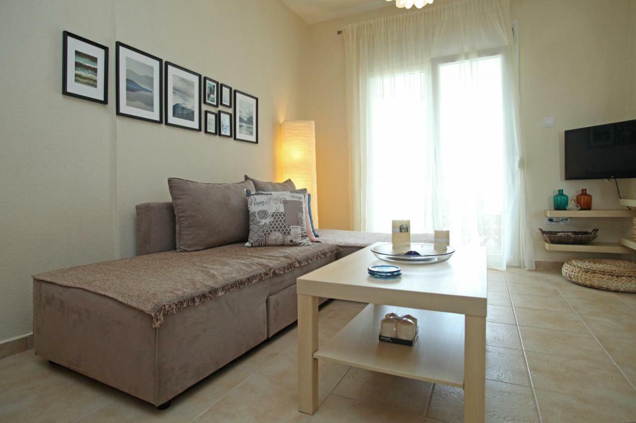 Anna's Apartment *