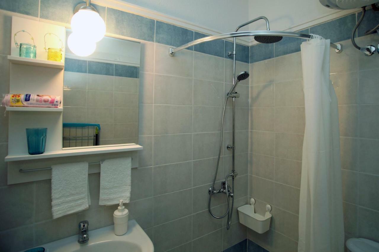 Anna's Apartment *